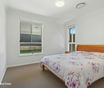 Well Presented - Four Bedroom Family Home - Photo 6