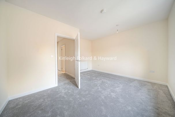 Springfield Place, Tooting, Wandsworth, SW17 - Photo 1