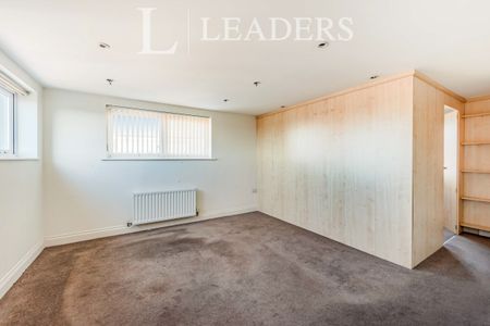 1 bedroom apartment to rent Bridges Place, Denne Parade, Horsham, RH12 - Photo 2