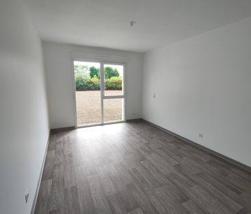 Location Appartement 1 pièce 22m² FRANQUEVILLE ST PIERRE 76520 - Photo 2