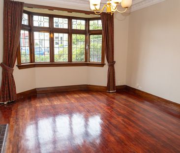 Spacious 4-Bedroom Home in the Heart of Dunedin – City Living at It... - Photo 4