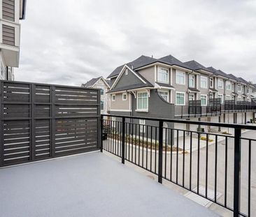 14151 58A Ave., Surrey, BC V3X 0L1, Canada - Photo 2