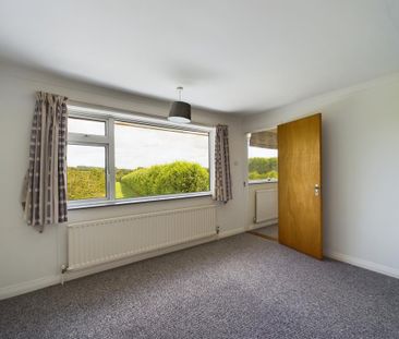 3 bedroom detached house to rent - Photo 4