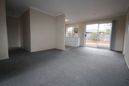 5 Eucalyptus Court, Redbank Plains QLD 4301 - House For Rent | Domain - Photo 3