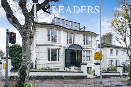 1 bedroom flat to rent Montpelier Road - Photo 2