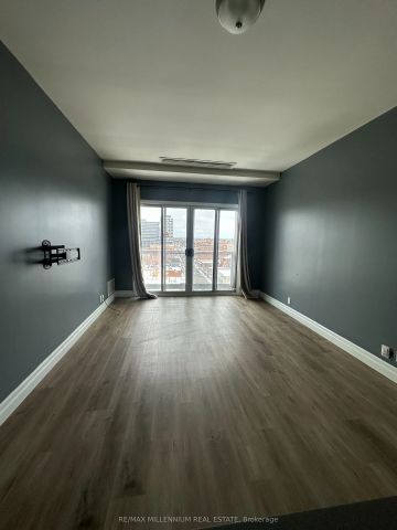 44 Bond Street W #904 - Photo 4