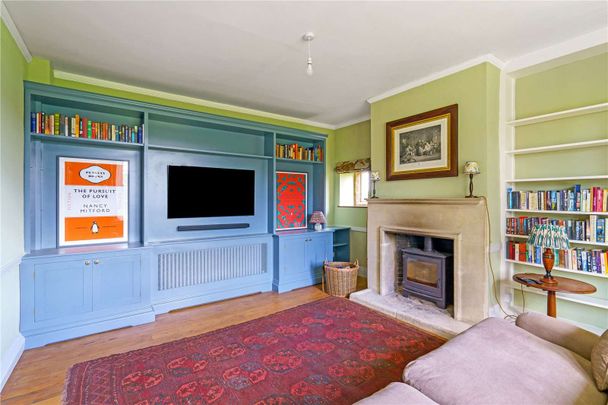 An extraordinary family home. - Photo 1