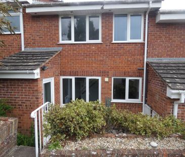 1 bed House - To Let - Photo 4