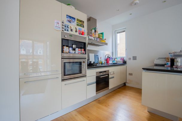 2 Bed Flat, Gatliff Road, SW1W - Photo 1