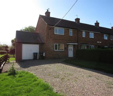 3 bedroom end of terrace house to rent - Photo 5