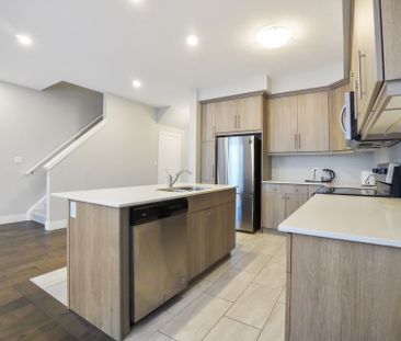 For Lease - 177 Edgevalley Road Unit# 122, London East, Ontario - Photo 3