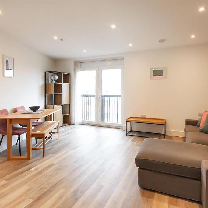 2 bedroom flat to rent - Photo 1
