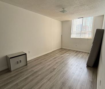 For Lease - 10 Stonehill Court Unit# 1412, Toronto, Ontario - Photo 2