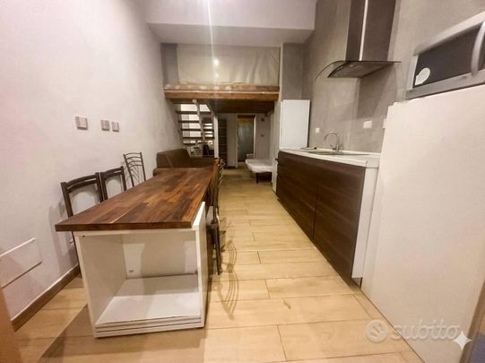 Appartamento di 90 m² con 4 locali a Bologna - Photo 1