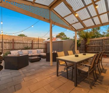 6 Nowra Court, Mornington. - Photo 4