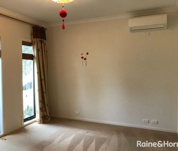 Splendid 4Br Home in Arndel, Truganina! - Photo 3