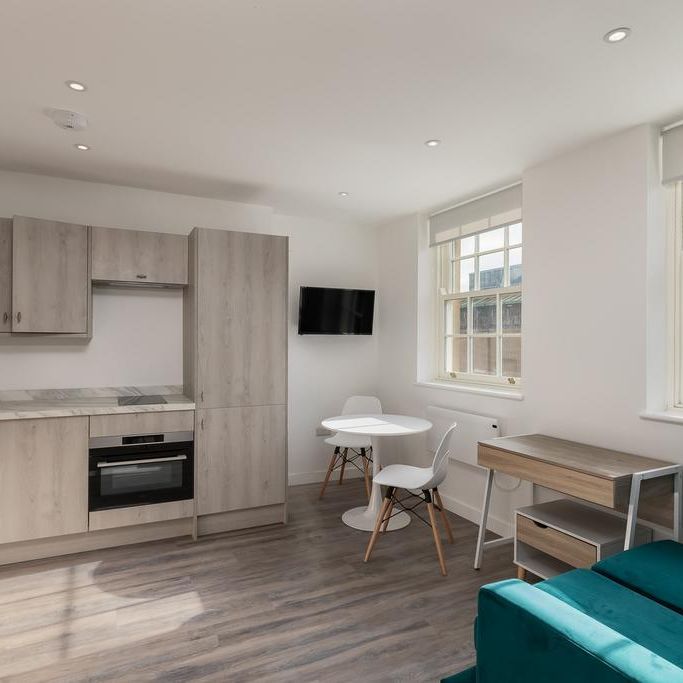 1 bedroom flat to rent - Photo 1
