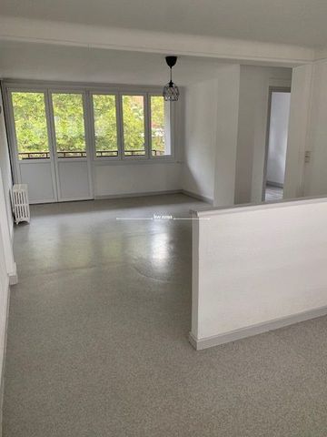 Location Appartement 3 pièces 62m² LILLE 59000 - Photo 2