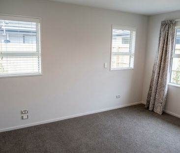 9 Valiant Street, Wigram - Photo 6