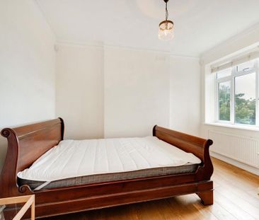 3 bedroom flat to rent - Photo 6