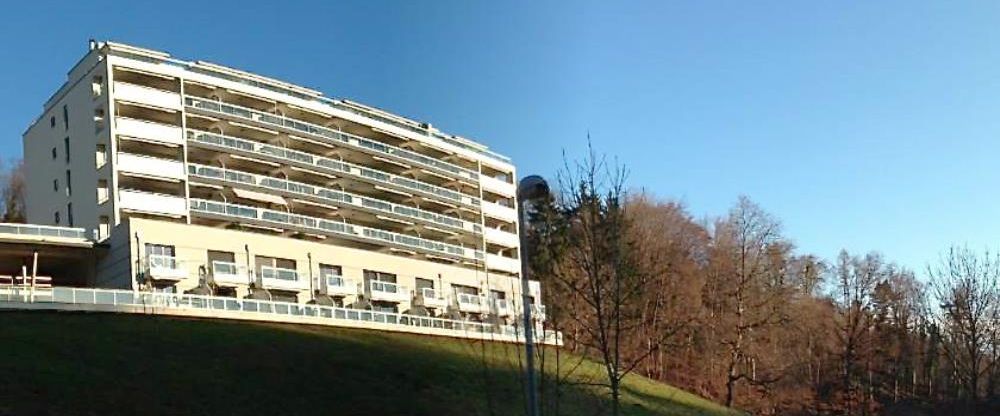 Appartement de 3,5 pièces au 4ème étage dans un bel immeuble ! - Photo 1
