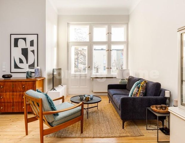 Living with a vintage flair - Photo 1