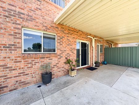 4 Bedroom Family Home - Photo 2