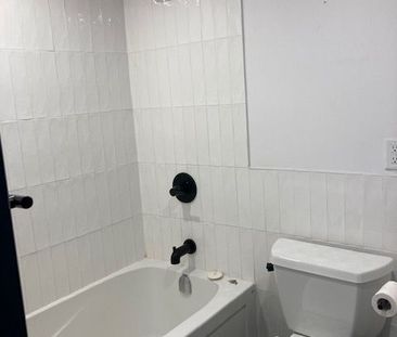 For Lease - 204 Kingston Road Unit# 102, Toronto, Ontario - Photo 6