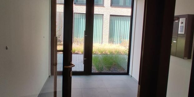 Appartement te huur in Dilsen-Stokkem voor € 950 met 1 slaapkamer - Photo 1