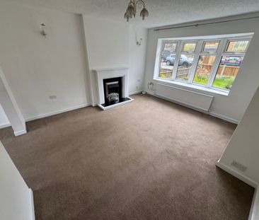 3 Bedroom Semi-Detached House - Photo 6
