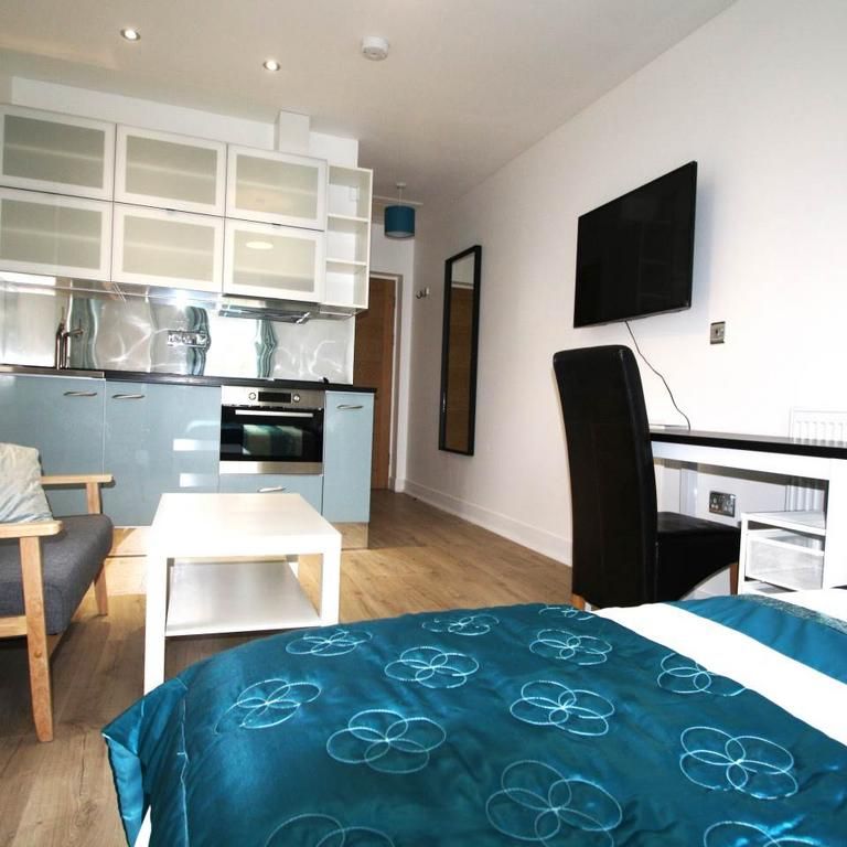 Studio to rent - Photo 1