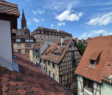Un superbe 2 pièces refait à neuf – Cathédrale / rue du Chapon - Photo 1