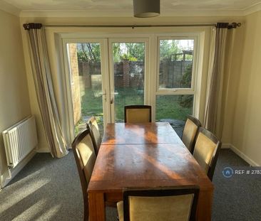 1 bedroom in a house share to rent - Photo 5