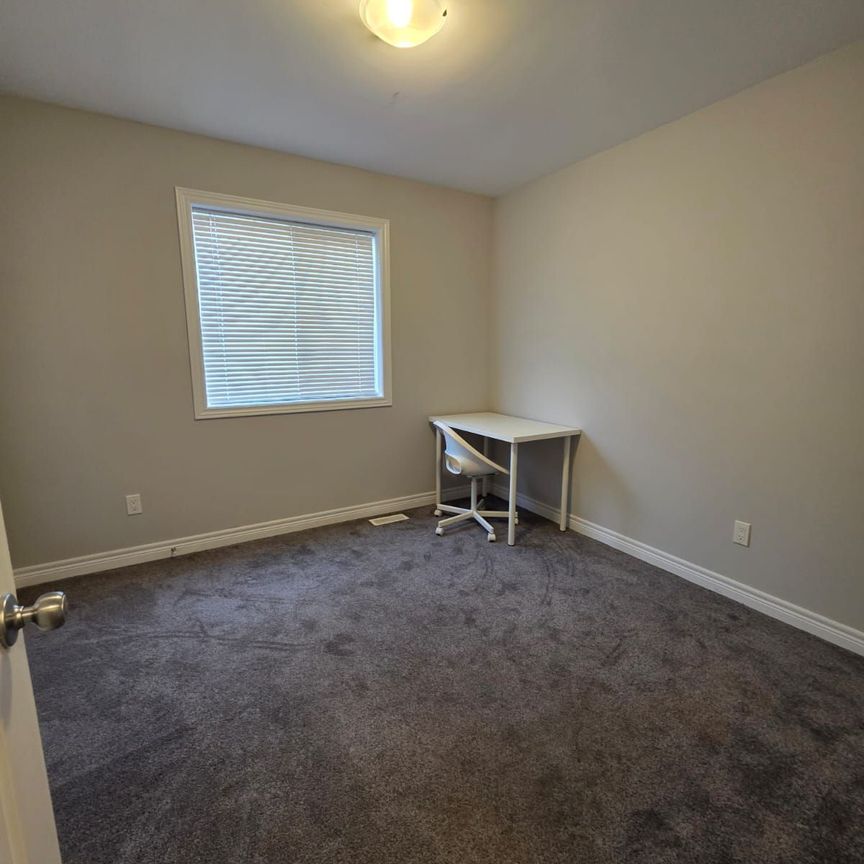 For Lease - 66C Battle Street, Thorold, Ontario - Photo 1