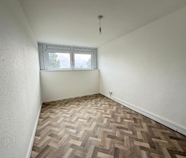 8a Riverdale House, Dunmurry, BT17 9DD - Photo 5