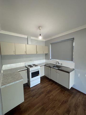 Charming 3-Bedroom Home in Gosnells - Photo 4