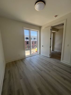 For Lease - 64 Everett Common, St. Catharines, Ontario - Photo 1