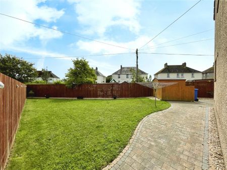 2 bedroom end of terrace house to rent - Photo 3