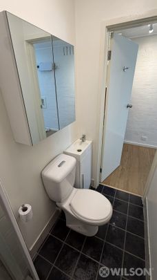 Summer in St Kilda awaits - Photo 1