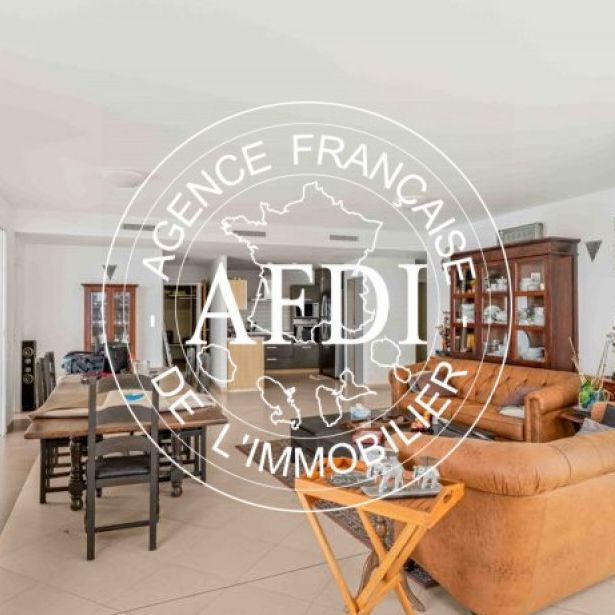 Appartement • Fort-de-France - Photo 1