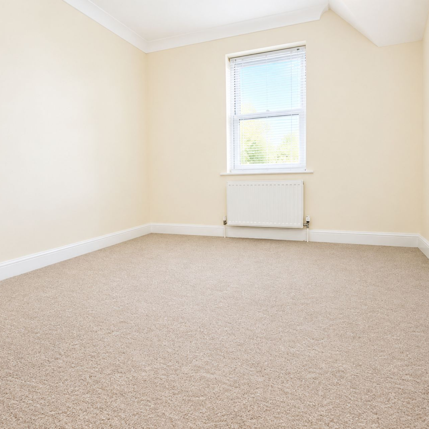 Lansdowne Road, Westbury Grange, BH1 - Photo 1