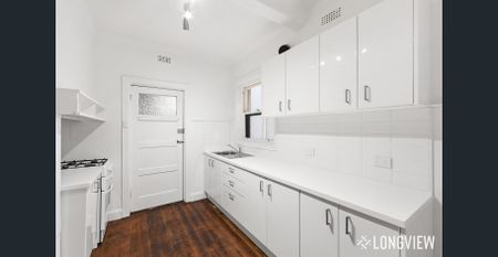 Apartment In Prime Location - Photo 4