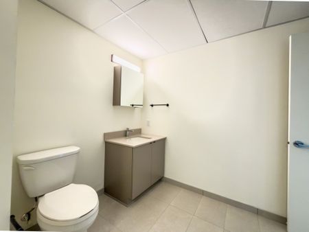 For Lease - 770 Somerset Street Unit# 507, West Centre Town, Ontario - Photo 3