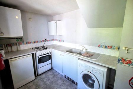 2 bed maisonette to rent in NE3 - Photo 5