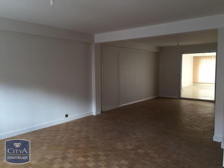 Location Appartement 6 pièces 153m² BEAUVAIS 60000 - Photo 2