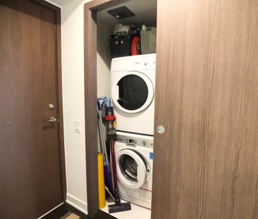 For Lease - 19 Bathurst Street Unit# 910, Toronto, Ontario - Photo 2