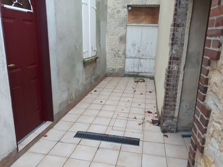 Location Appartement 2 pièces 32m² ISIGNY SUR MER 14230 - Photo 4