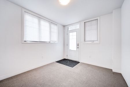 For Lease - 19 Ritchie Lane, Hamilton, Ontario - Photo 5