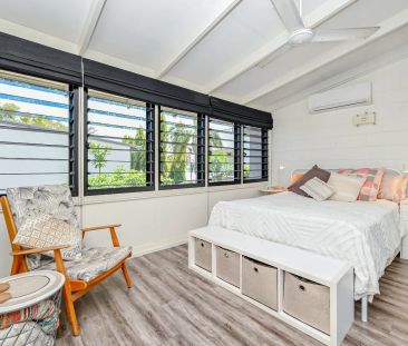 Gorgeous Townhouse in North Ward! - Photo 2