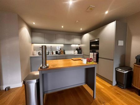 2 bedroom apartment to rent - Photo 3